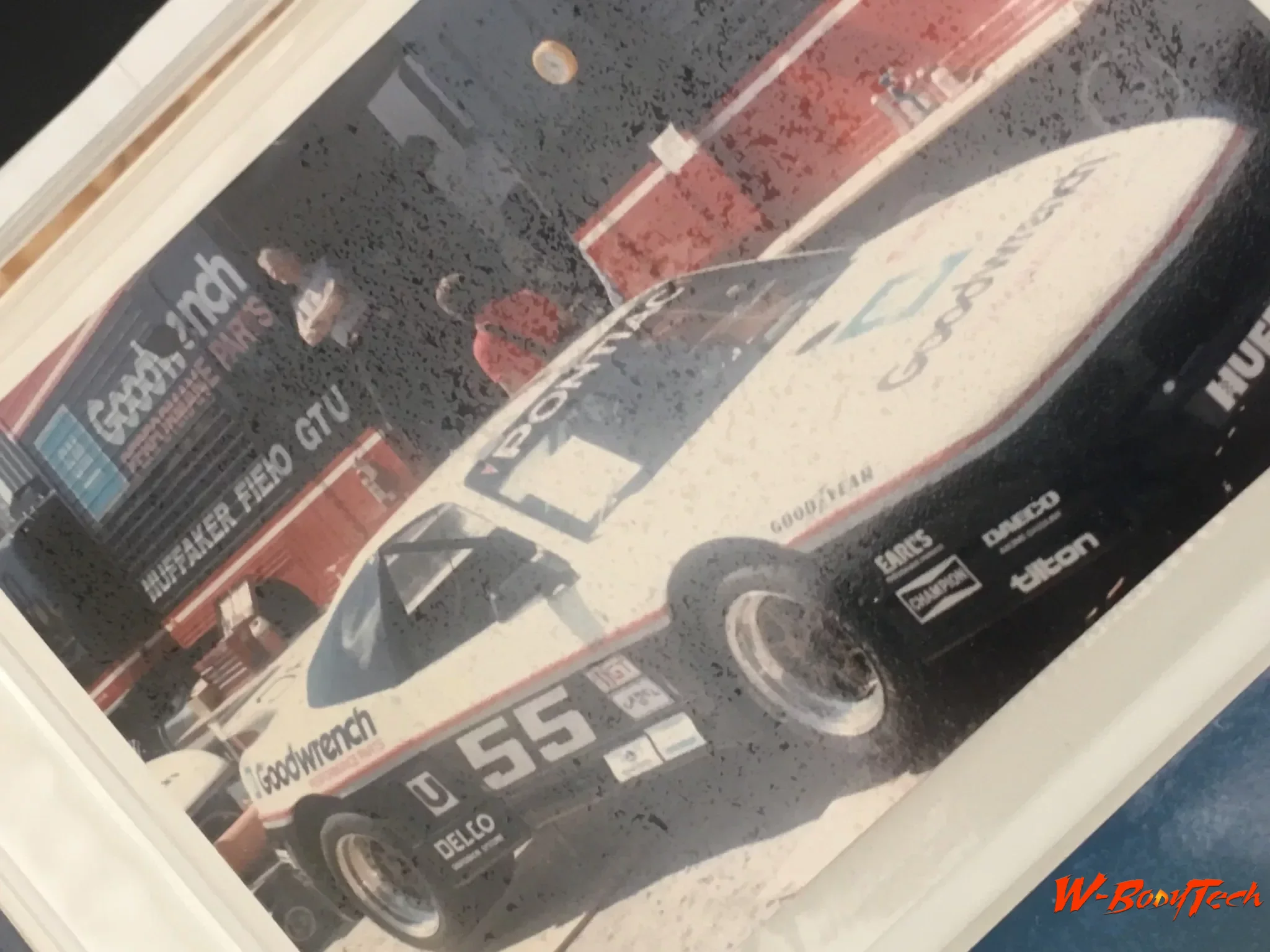 Media '1985 Pontiac Fiero Huffaker IMSA Race Car (125).webp' in album '1985 Pontiac Fiero Huffaker IMSA Race Car'