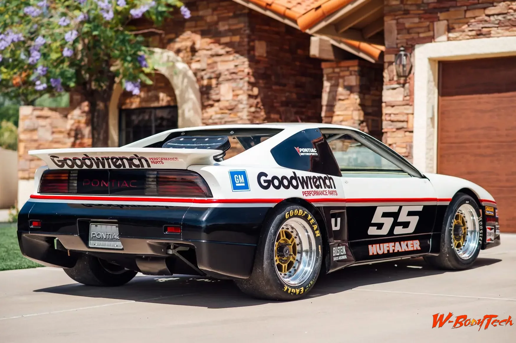 1985 Pontiac Fiero Huffaker IMSA Race Car (2).webp