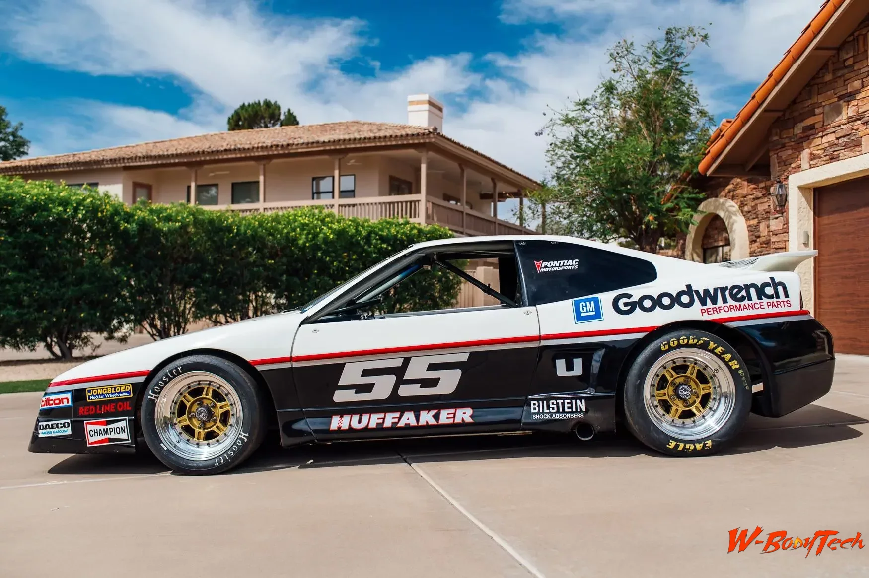 1985 Pontiac Fiero Huffaker IMSA Race Car (3).webp