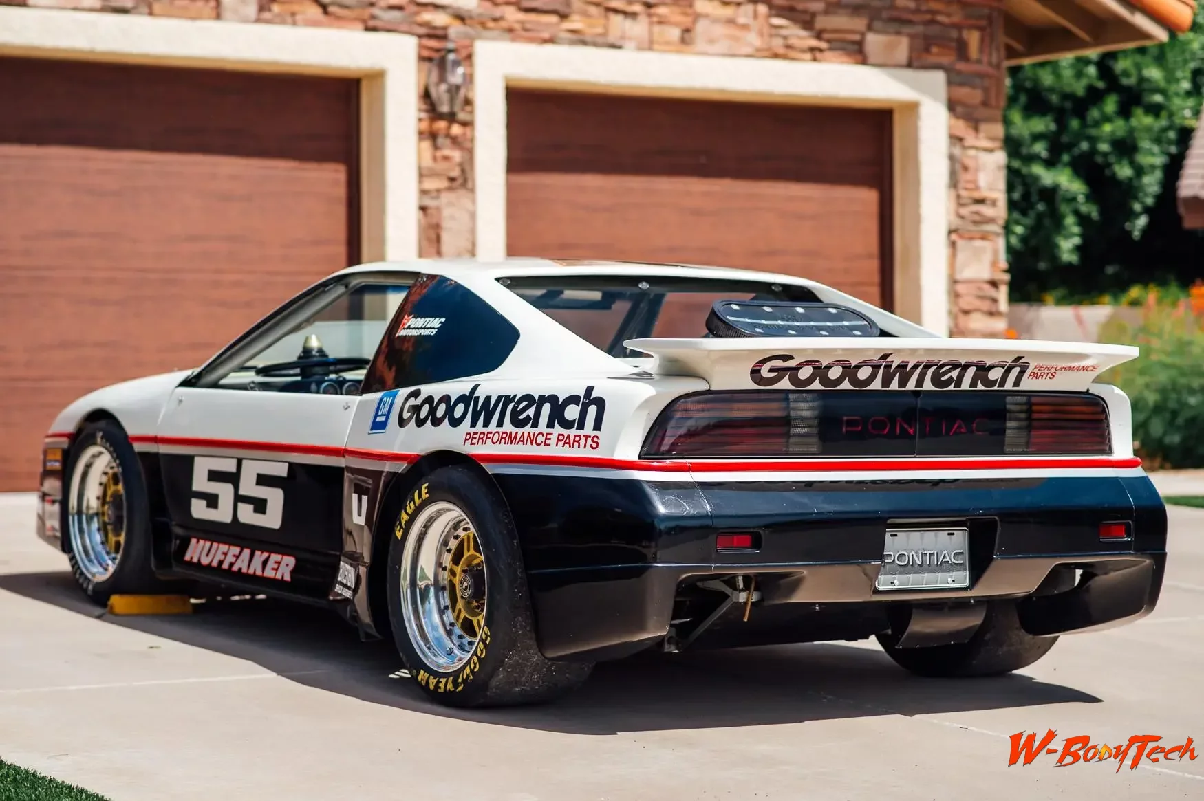 1985 Pontiac Fiero Huffaker IMSA Race Car (4).webp