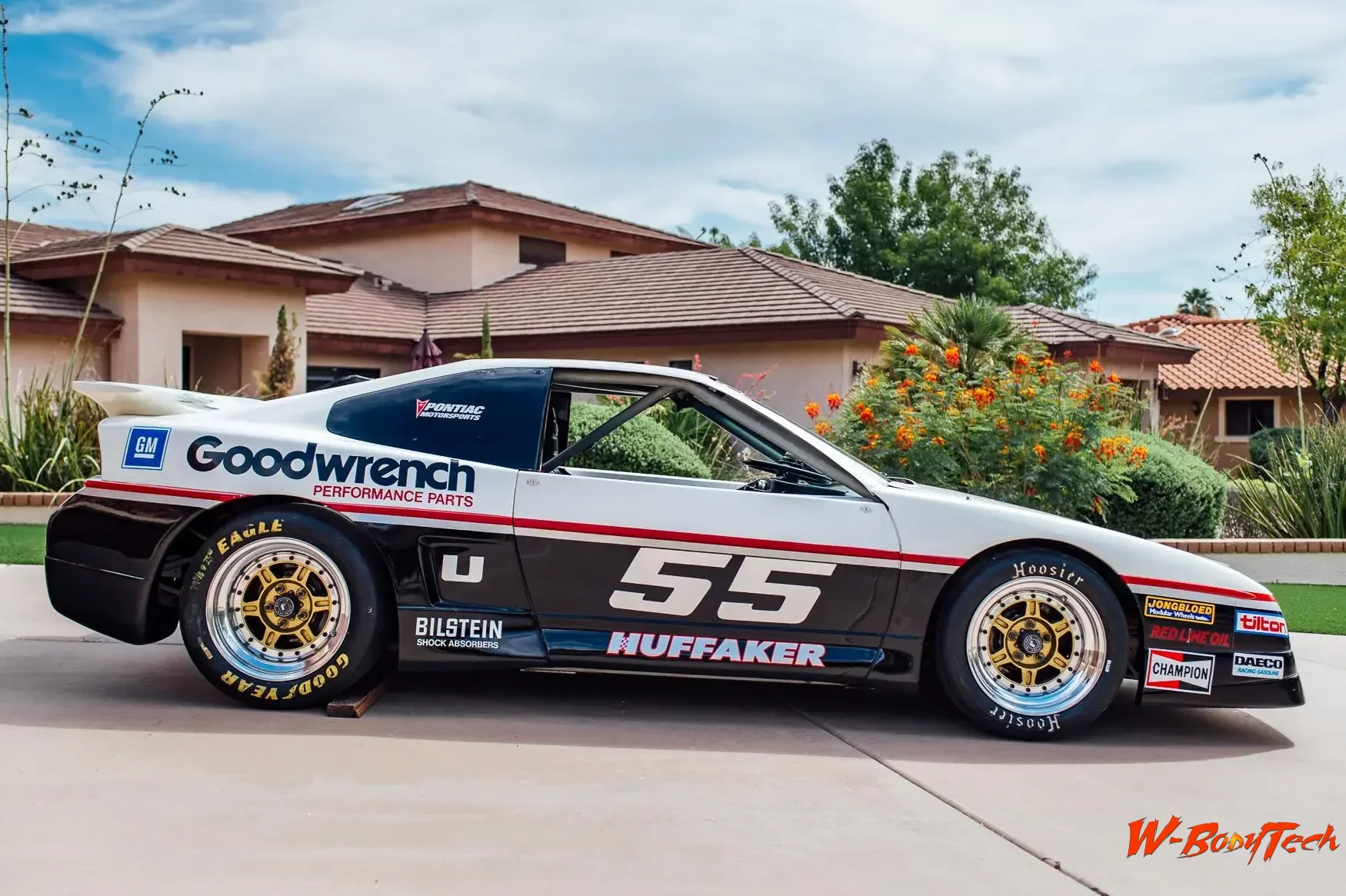 1985 Pontiac Fiero Huffaker IMSA Race Car (5).webp