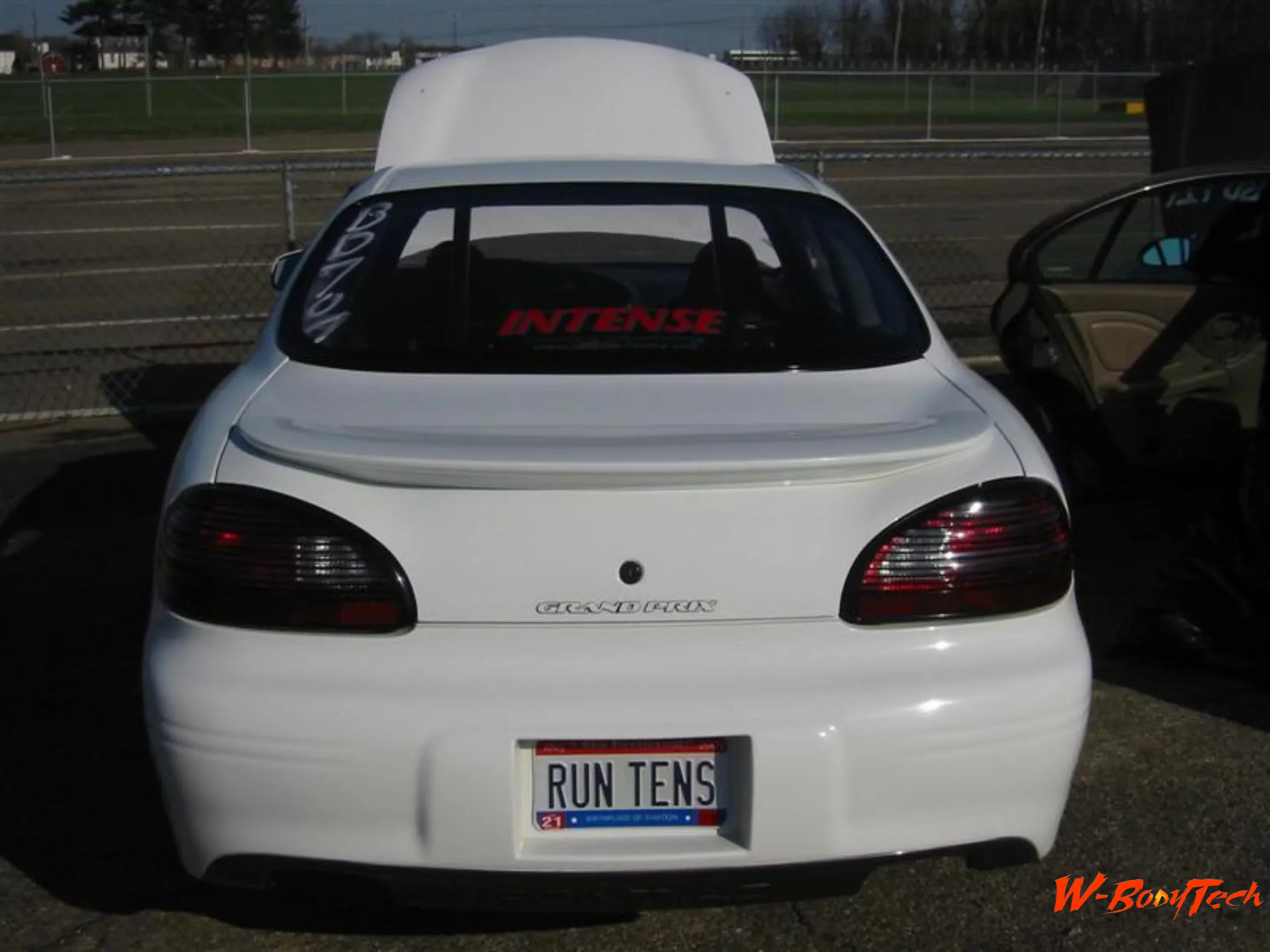 Media 'Intense Racing Turbo GTP 8.webp' in album 'Intense Racing Turbo GTP'