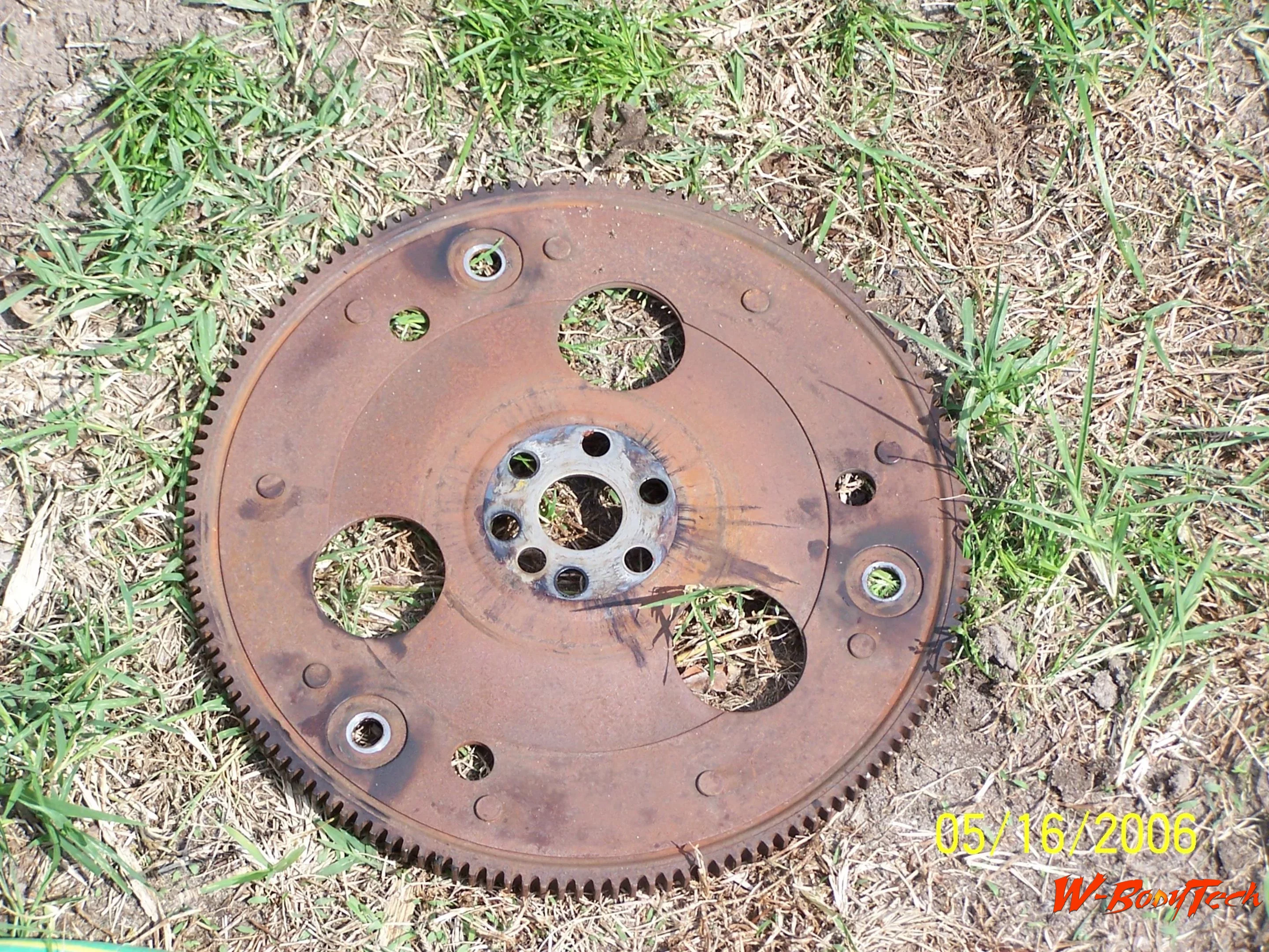 Media 'Monte Carlo Transmission Swap 022.webp' in album '1998 Chevy Monte Carlo 5-Speed swap'