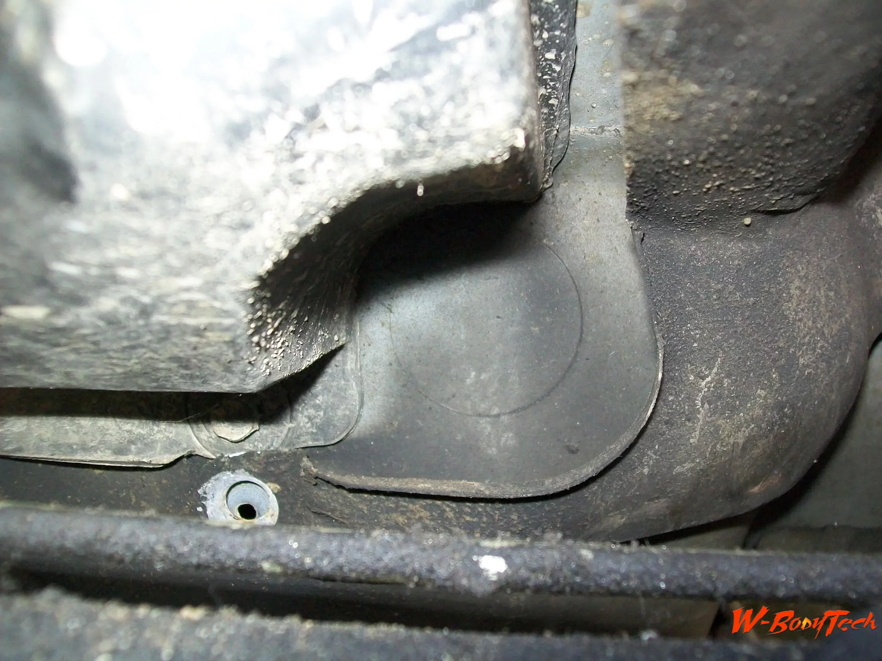 Media 'TGP 5 Speed Swap 2011 145.webp' in album '1990 Pontiac Grand Prix Turbo Manual Tramsmission swap'