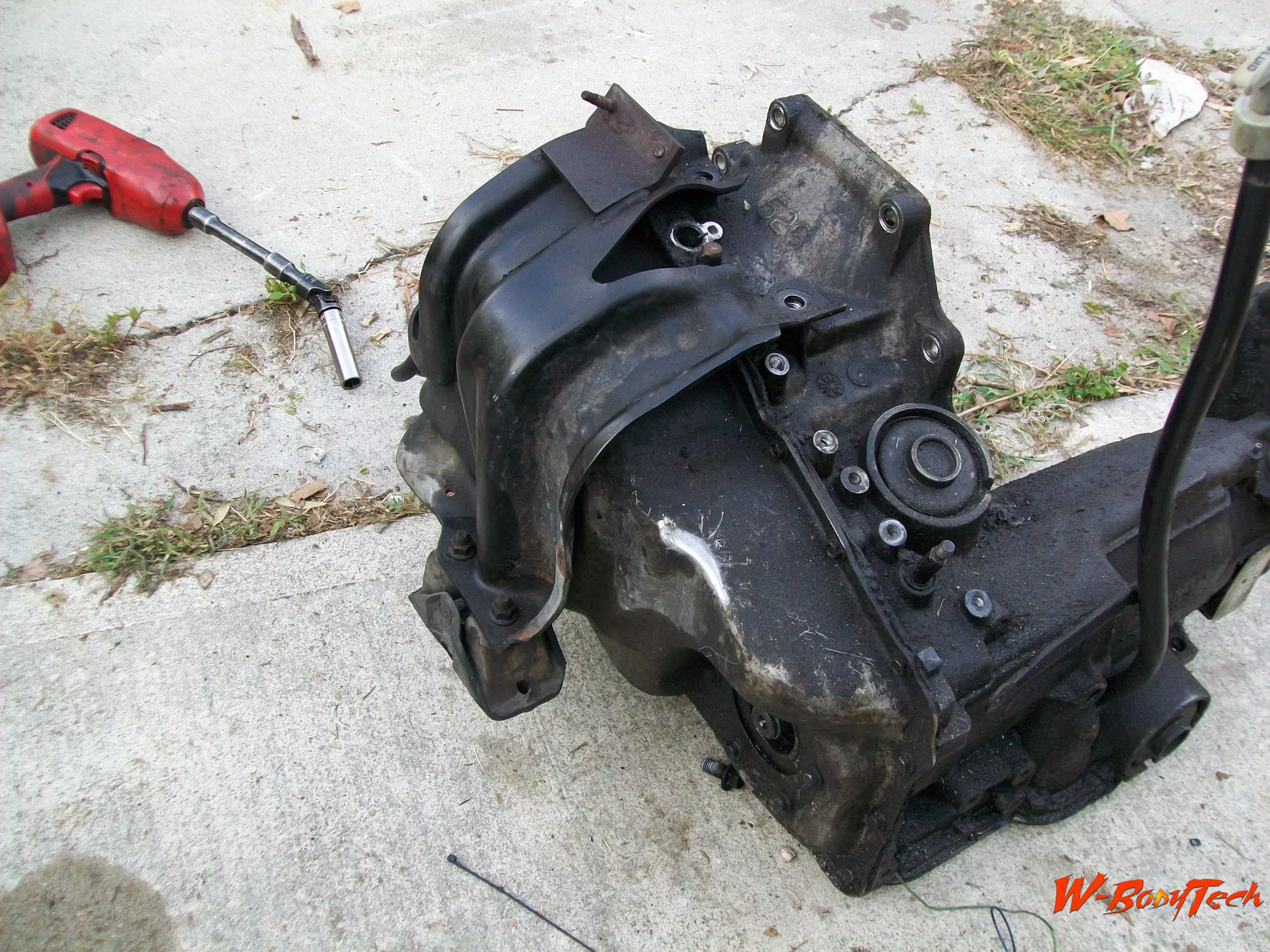 Media 'TGP 5 Speed Swap 2011 172.webp' in album '1990 Pontiac Grand Prix Turbo Manual Tramsmission swap'